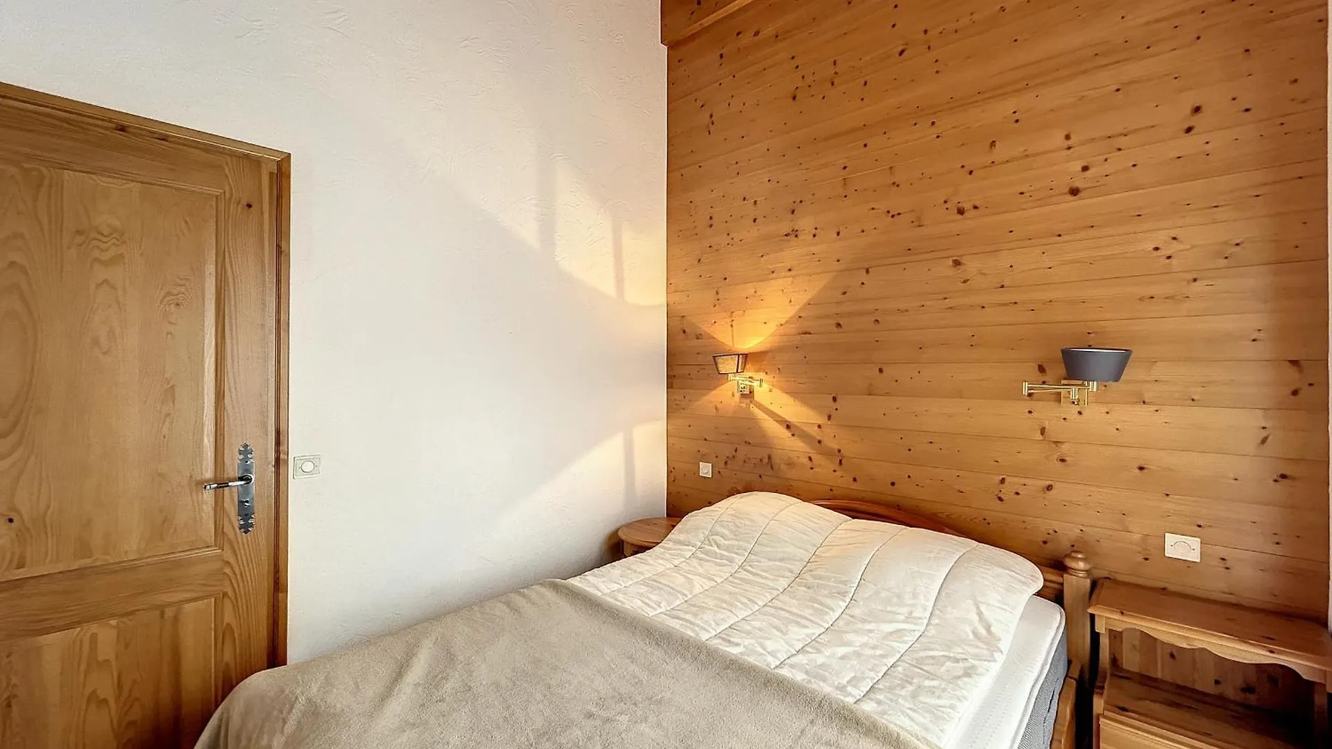 Appartement 3 Pieces Proche Pistes A Combloux Avec Parking - Fr-1-560-117 Apartment